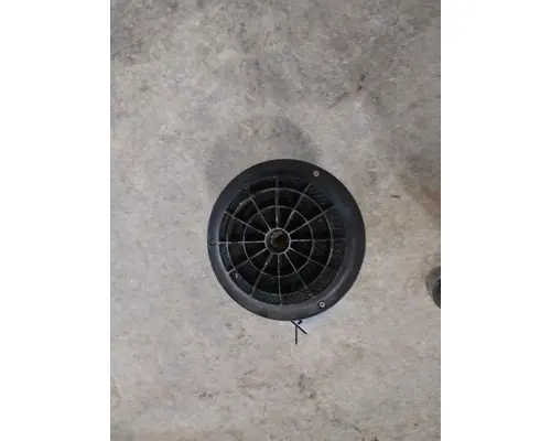 FREIGHTLINER M2 106 AIR CLEANER