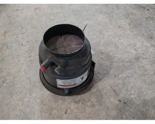 FREIGHTLINER M2 106 AIR CLEANER
