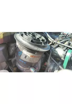 FREIGHTLINER M2 106 AIR CLEANER