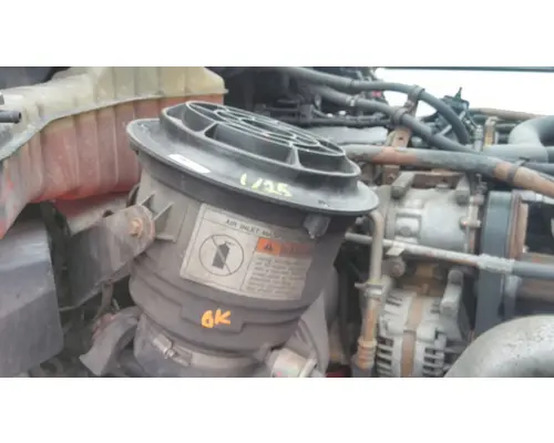 FREIGHTLINER M2 106 AIR CLEANER