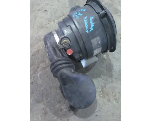 FREIGHTLINER M2 106 AIR CLEANER