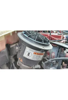 FREIGHTLINER M2 106 AIR CLEANER