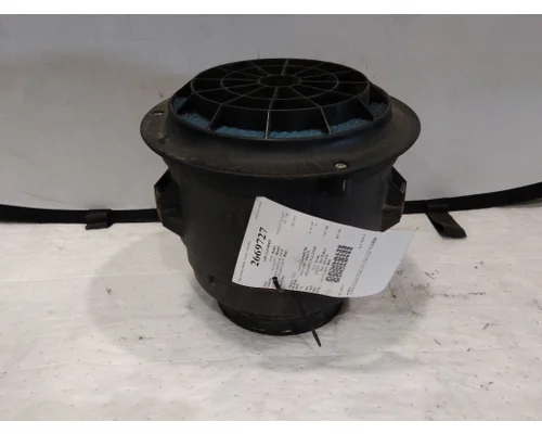 FREIGHTLINER M2 106 AIR CLEANER