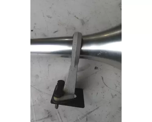 FREIGHTLINER M2 106 AIR HORN