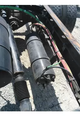 FREIGHTLINER M2 106 AIR TANK
