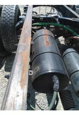 FREIGHTLINER M2 106 AIR TANK