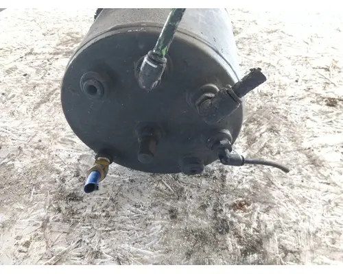FREIGHTLINER M2 106 AIR TANK