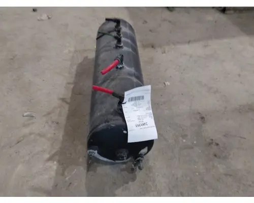 FREIGHTLINER M2 106 AIR TANK
