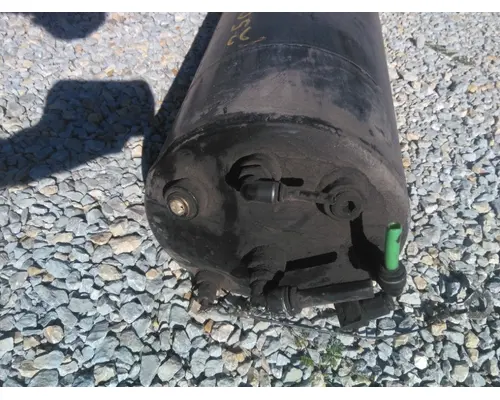 FREIGHTLINER M2 106 AIR TANK