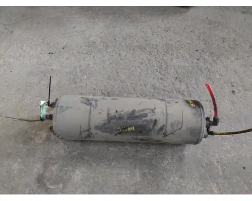 FREIGHTLINER M2 106 AIR TANK