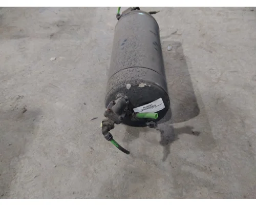 FREIGHTLINER M2 106 AIR TANK