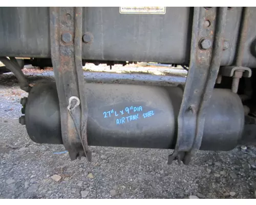 FREIGHTLINER M2 106 AIR TANK