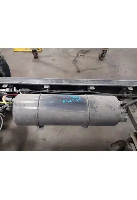 FREIGHTLINER M2 106 AIR TANK