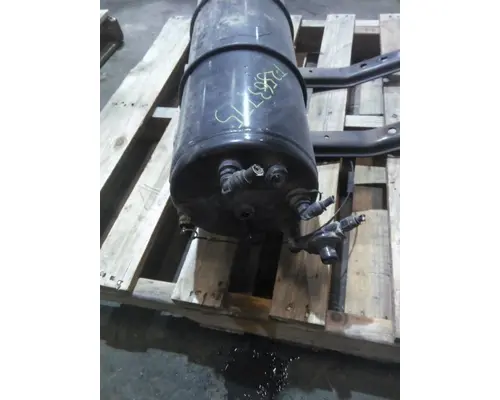 FREIGHTLINER M2 106 AIR TANK