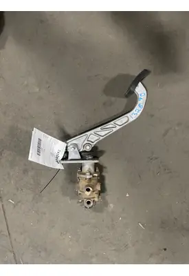 FREIGHTLINER M2-106 Accelerator Parts