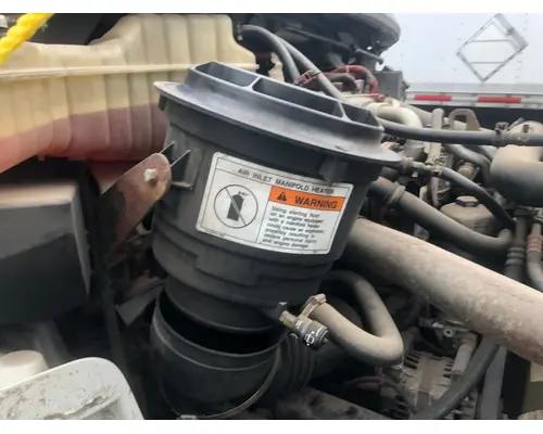 FREIGHTLINER M2-106 Air Cleaner
