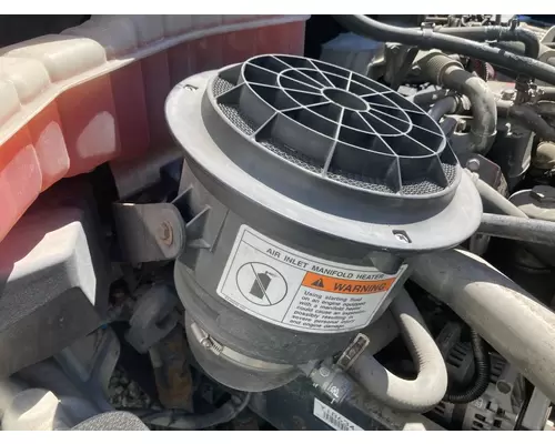 FREIGHTLINER M2-106 Air Cleaner