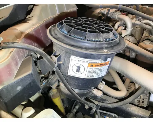 FREIGHTLINER M2-106 Air Cleaner