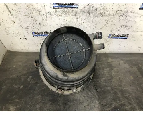 FREIGHTLINER M2-106 Air Cleaner