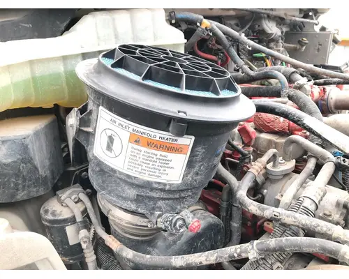 FREIGHTLINER M2-106 Air Cleaner