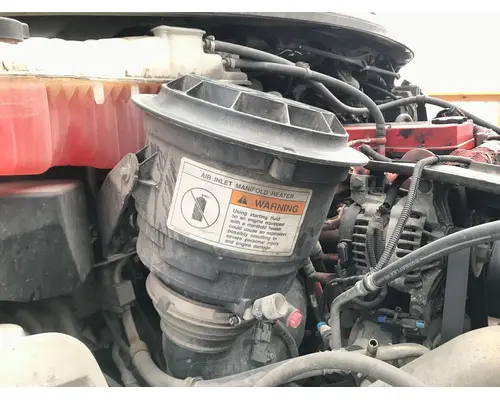 FREIGHTLINER M2-106 Air Cleaner