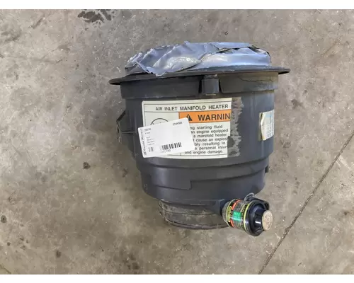 FREIGHTLINER M2-106 Air Cleaner