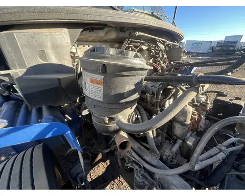 FREIGHTLINER M2 106 Air Cleaner