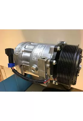 FREIGHTLINER M2-106 Air Conditioner Compressor