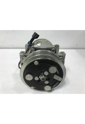FREIGHTLINER M2-106 Air Conditioner Compressor