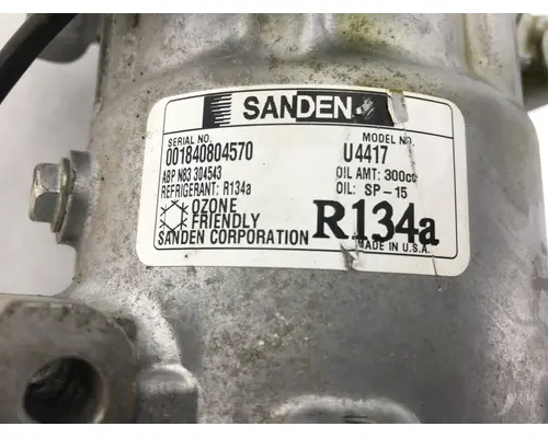 FREIGHTLINER M2-106 Air Conditioner Compressor