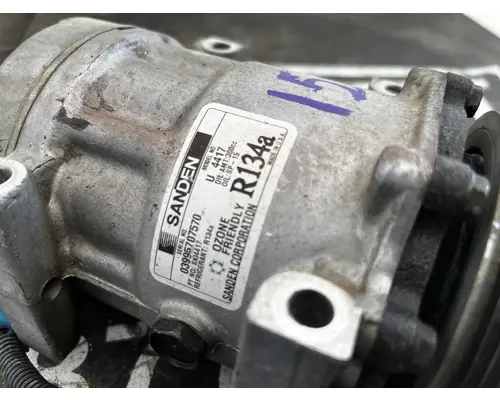 FREIGHTLINER M2 106 Air Conditioner Compressor