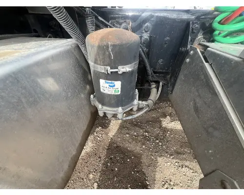 FREIGHTLINER M2 106 Air Drier
