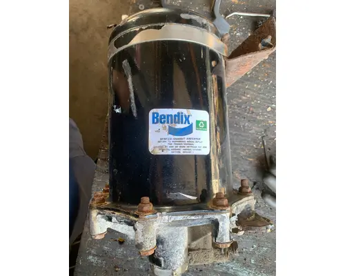 FREIGHTLINER M2 106 Air Dryer