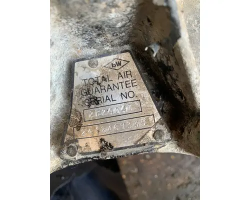 FREIGHTLINER M2 106 Air Dryer