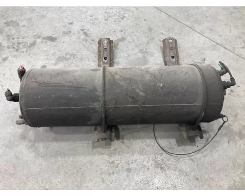 FREIGHTLINER M2-106 Air Tank