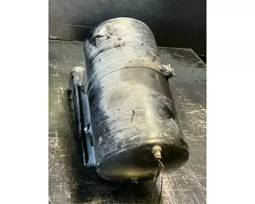 FREIGHTLINER M2 106 Air Tank