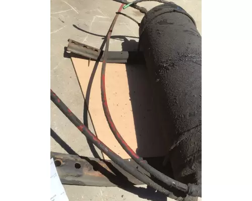 FREIGHTLINER M2-106 Air Tanks and Brackets