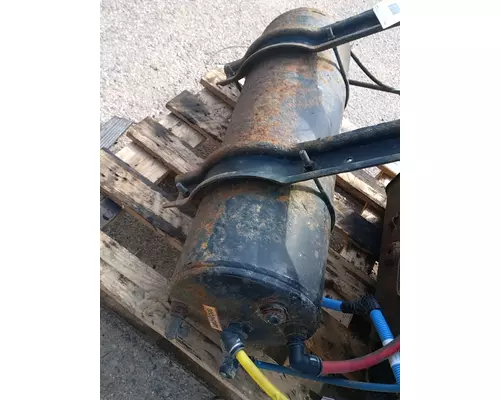 FREIGHTLINER M2-106 Air Tanks and Brackets