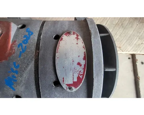 FREIGHTLINER M2 106 Alternator