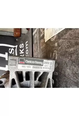 FREIGHTLINER M2 106 Alternator