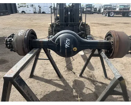 FREIGHTLINER M2 106 Axle Assembly, Rear