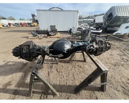 FREIGHTLINER M2 106 Axle Assembly, Rear