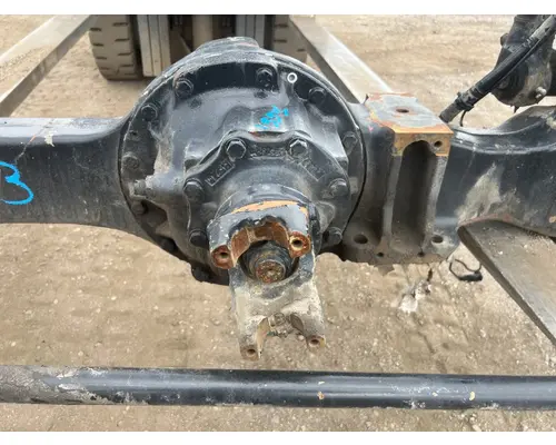 FREIGHTLINER M2 106 Axle Assy, Fr (4WD)