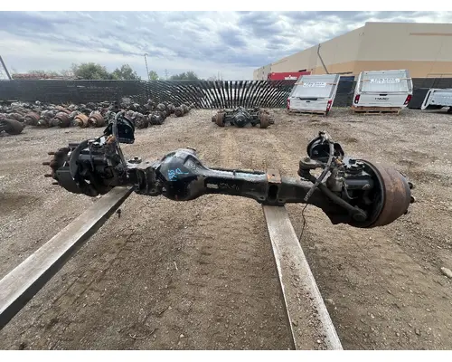 FREIGHTLINER M2 106 Axle Assy, Fr (4WD)