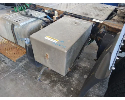 FREIGHTLINER M2 106 BATTERY BOX COVER
