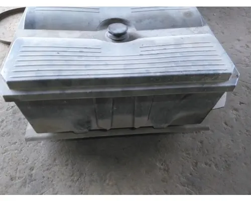 FREIGHTLINER M2 106 BATTERY BOX