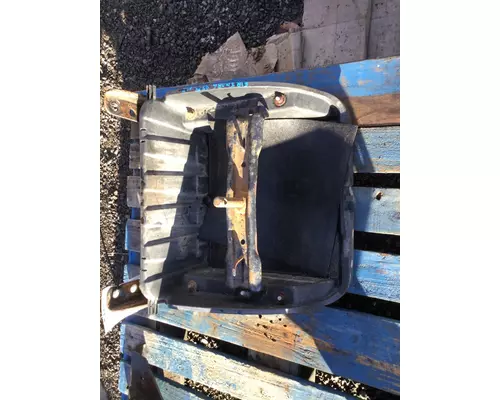 FREIGHTLINER M2 106 BATTERY BOX