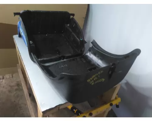 FREIGHTLINER M2 106 BATTERY BOX