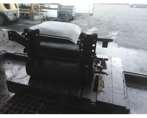 FREIGHTLINER M2 106 BATTERY BOX