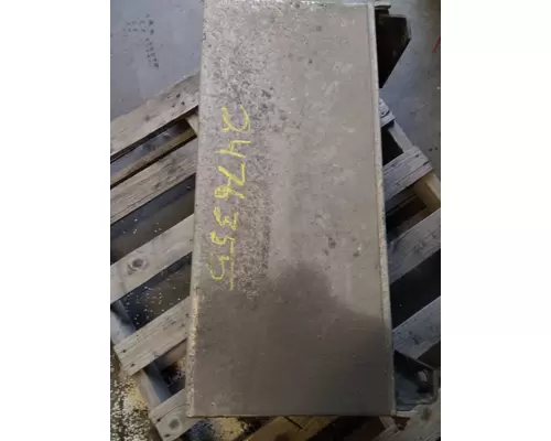 FREIGHTLINER M2 106 BATTERY BOX